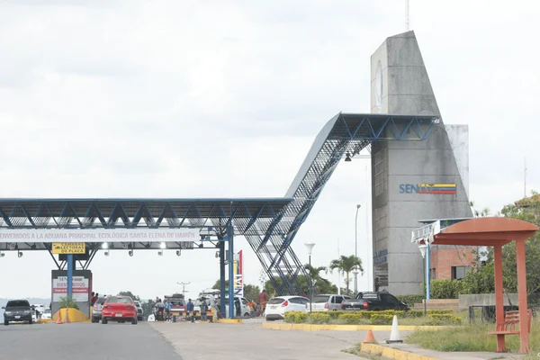 Governo vai a Pacaraima buscar solução para conflito com venezuelanos