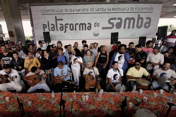 No Dia Nacional do Samba, conheça alguns artistas de destaque no DF