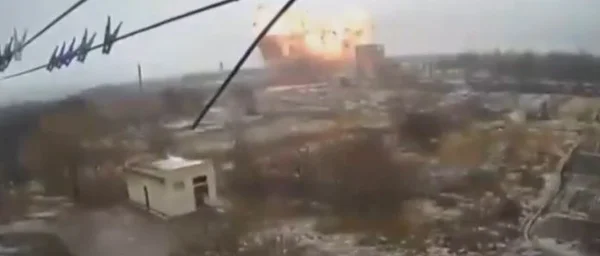 Vídeo: bombardeio atinge cervejaria e deixa um civil morto em Kiev