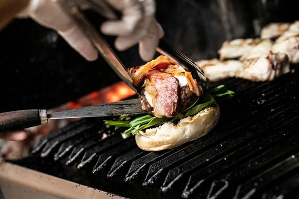 Brace diversifica oferta de parrilla, mas deve consistência