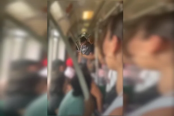 Passageira denuncia homem por importunação sexual em vagão do metrô