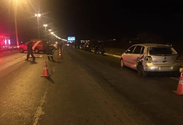 Acidente mata motociclista e deixa mulher ferida na Estrutural