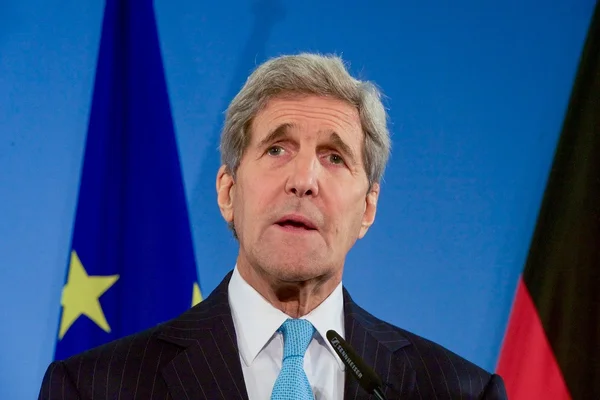 Governo defende a Kerry que EUA doe ao menos US$ 1 bi para Fundo Amazônia