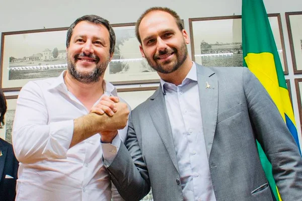 Ministro italiano declara apoio a “amigo” Eduardo para embaixada nos EUA