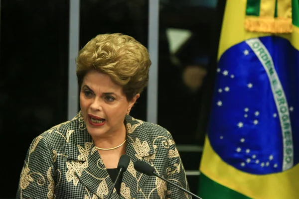Defesa de Dilma entra com mandado de segurança no STF