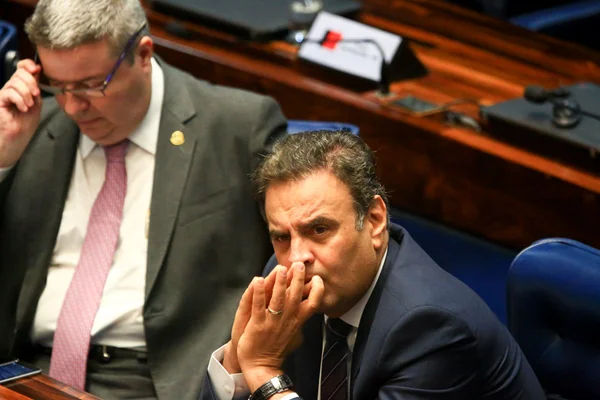 “Não torço pela prisão do Lula”, afirma senador Aécio Neves