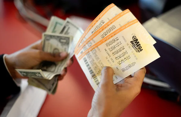 Mega Millions sorteia prêmio de R$ 1,3 bilhão nesta sexta-feira (17/6)