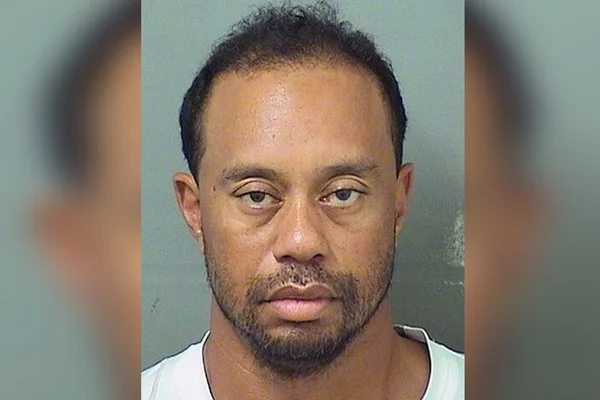 Tiger Woods é preso nos EUA por dirigir sob uso de substância proibida
