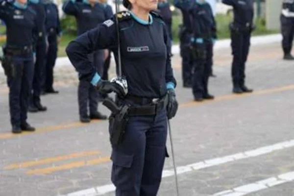 PM do Ceará investiga falas machistas de policiais em rede social. Ouça