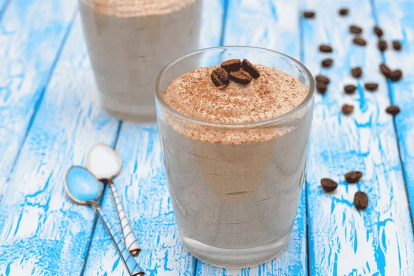 Mousse de café com apenas três ingredientes fica pronta em minutos