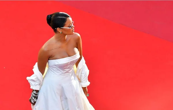Confira fendas e decotes poderosos das famosas no Festival de Cannes