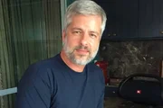 Processo contra Victor Chaves por agressão à ex foi extinto
