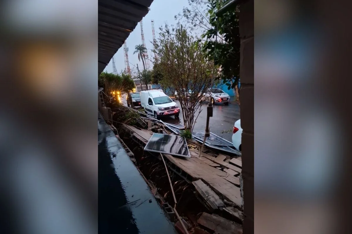Temporal causa estragos e morte em Ribeirão Preto Temporal causa estragos e morte em Ribeirão Preto