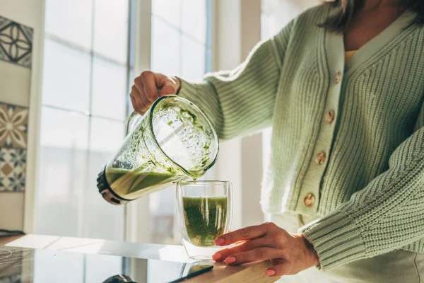 Aprenda a preparar suco detox que ajuda a regular o seu intestino