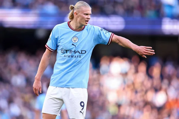 Manchester City, sozinho, vale tanto quanto todos os times da Série A