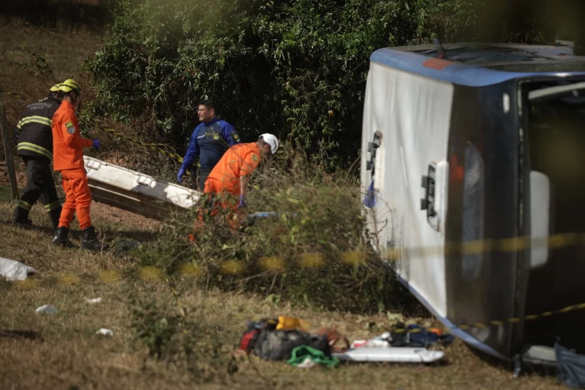 Acidente em Goiás: Hospitais do DF Atendem Vítimas de Colisão Fatal