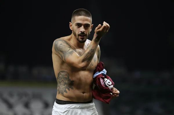 Estrela do West Ham, Lanzini relembra passagem pelo Fluminense