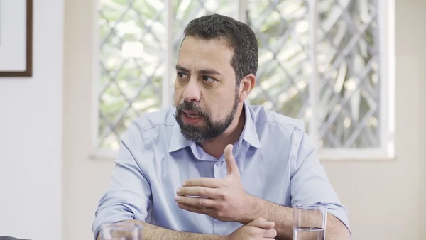 Boulos promete tirar do papel programa contra fila na saúde no 1º ano