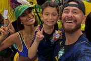 Bianca Andrade, Cris e Fred Bruno posando juntos Bianca Andrade, Cris e Fred Bruno posando juntos