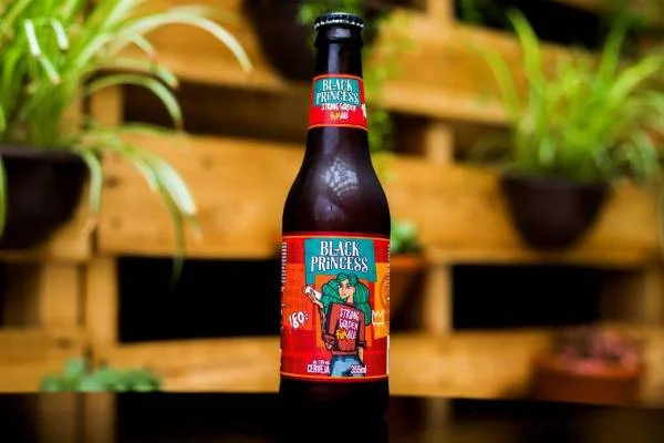 FemAle: primeira cerveja desenvolvida exclusivamente por mulheres