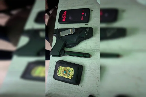 carteira funcional e arma