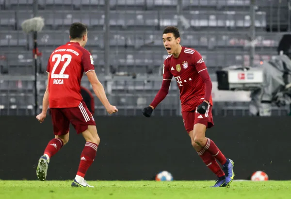 Bayern vence Mainz, conta com tropeço do Dortmund e dispara no Alemão