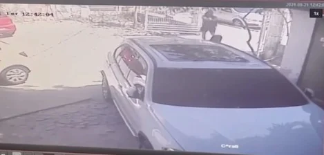 Mulher é assassinada por dois homens em posto de saúde de Fortaleza
