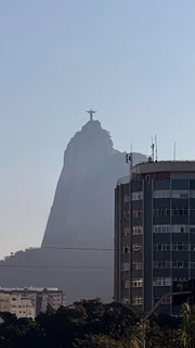 Gominho se despede da mansão de Preta Gil Gominho se despede da mansão de Preta Gil