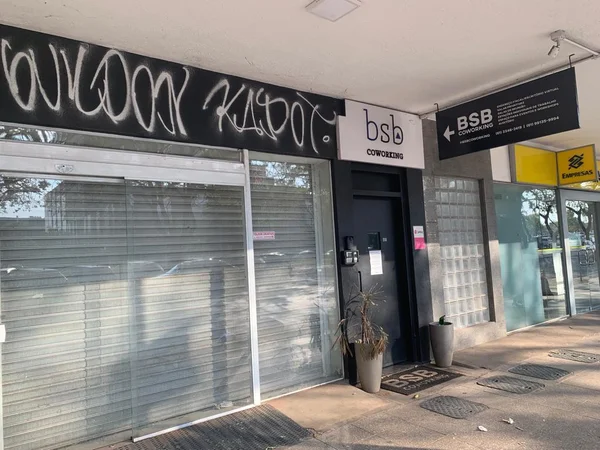 Produtora de Bolsonaro não funciona no endereço informado à Receita