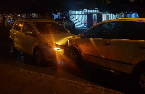 Bêbado e de tornozeleira eletrônica, homem rouba carro e é preso