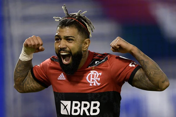 Gabigol comemora gol contra o Velez Sarsfield, pela Libertadores de 2021