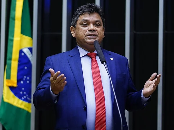 Marcio Jerry (PCdoB-MA), deputado federal acusado de assédio na Câmara dos Deputados contra Julia Zanatta (PL-SC)