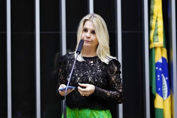 Conselho de Ética arquiva representação de petista contra bolsonarista