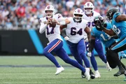 Josh Allen (QB do Buffalo Bills) aparece entre os líderes na NFL  em estatísticas de passe da temporada 2025 