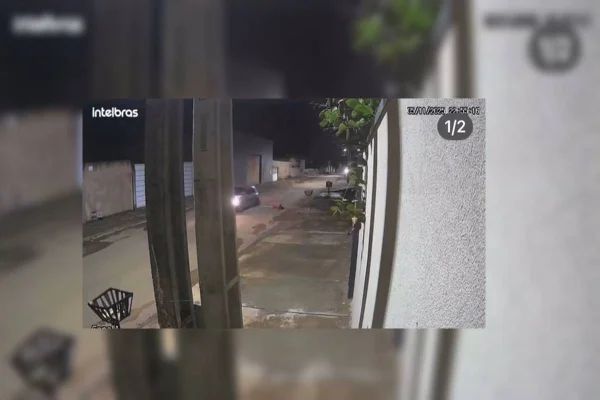Mulher é arremessada de carro em Formosa, no entorno do DF