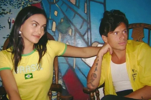 Camila Mendes e Rudy Mancuso