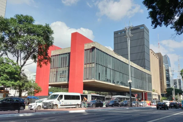 Imagem mostra o Masp, em São Paulo - Metrópoles