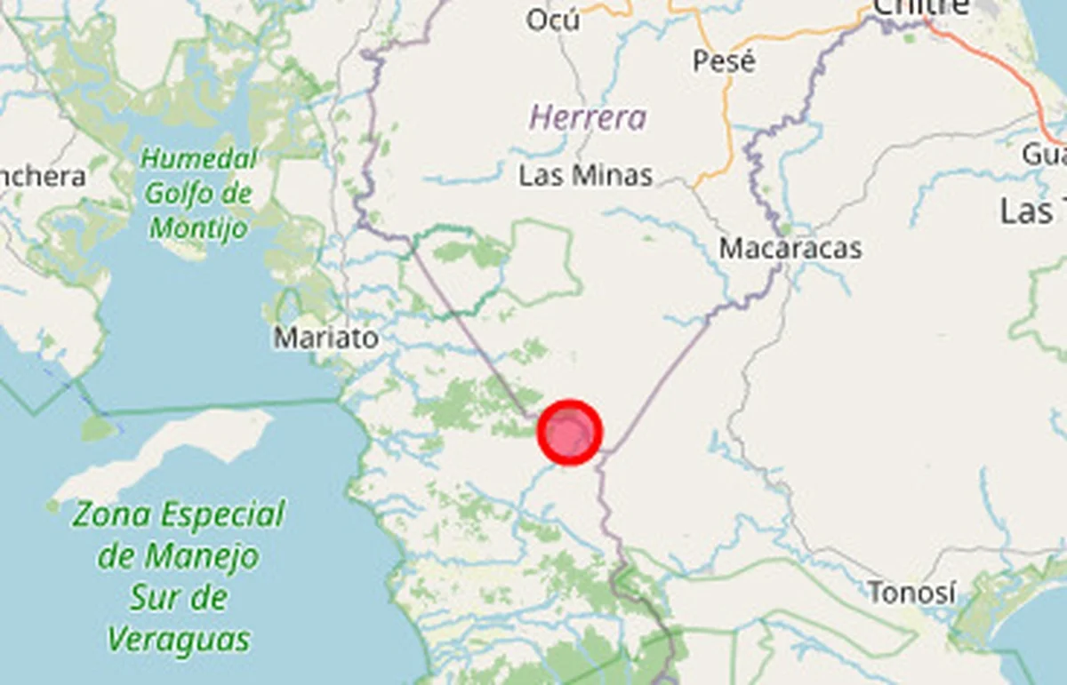 Programa de TV no Panamá flagra momento em que terremoto atinge o país - imagem 3 Programa de TV no Panamá flagra momento em que terremoto atinge o país - imagem 3
