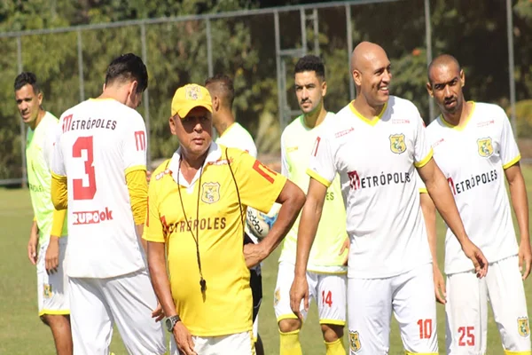 De olho no Goiás, Brasiliense confirma mais um jogo-treino fora do DF