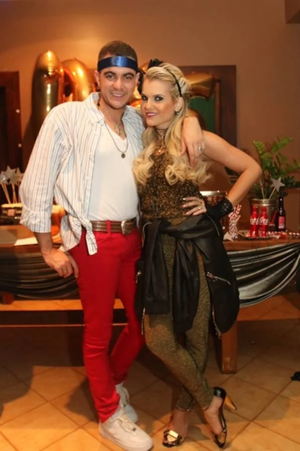 Tiago Correia e Isadora Campos Tiago Correia e Isadora Campos