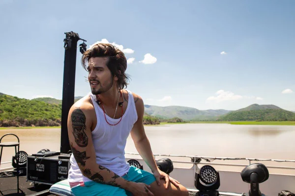 Pantanal: projeto de Luan Santana doou mais de 52 toneladas de alimentos