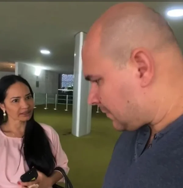 Petista Jane Matos enfrente deputado bolsonarista