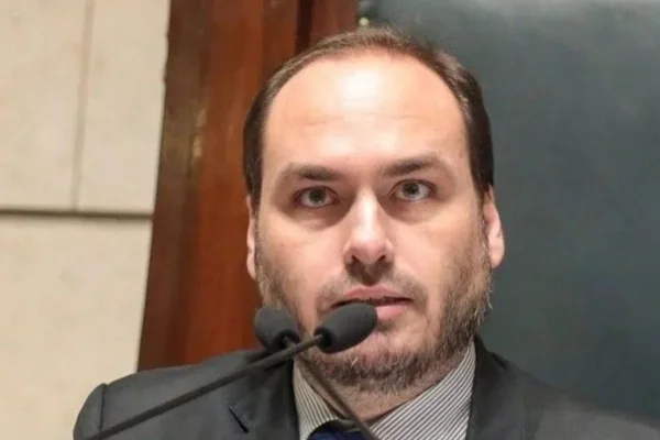 Carlos Bolsonaro