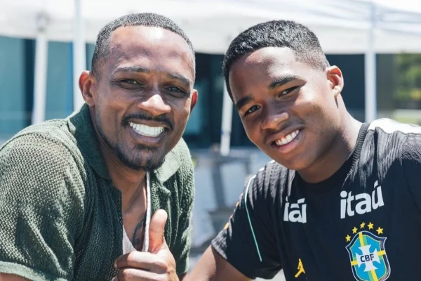 Pai ignora polêmicas e celebra presença de Endrick na Copa do Mundo