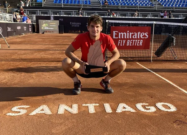 Thiago Wild faz história e conquista o ATP 250 de Santiago