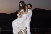 Rafa Kalimann e Nattan se divertiram durante o chá revelação