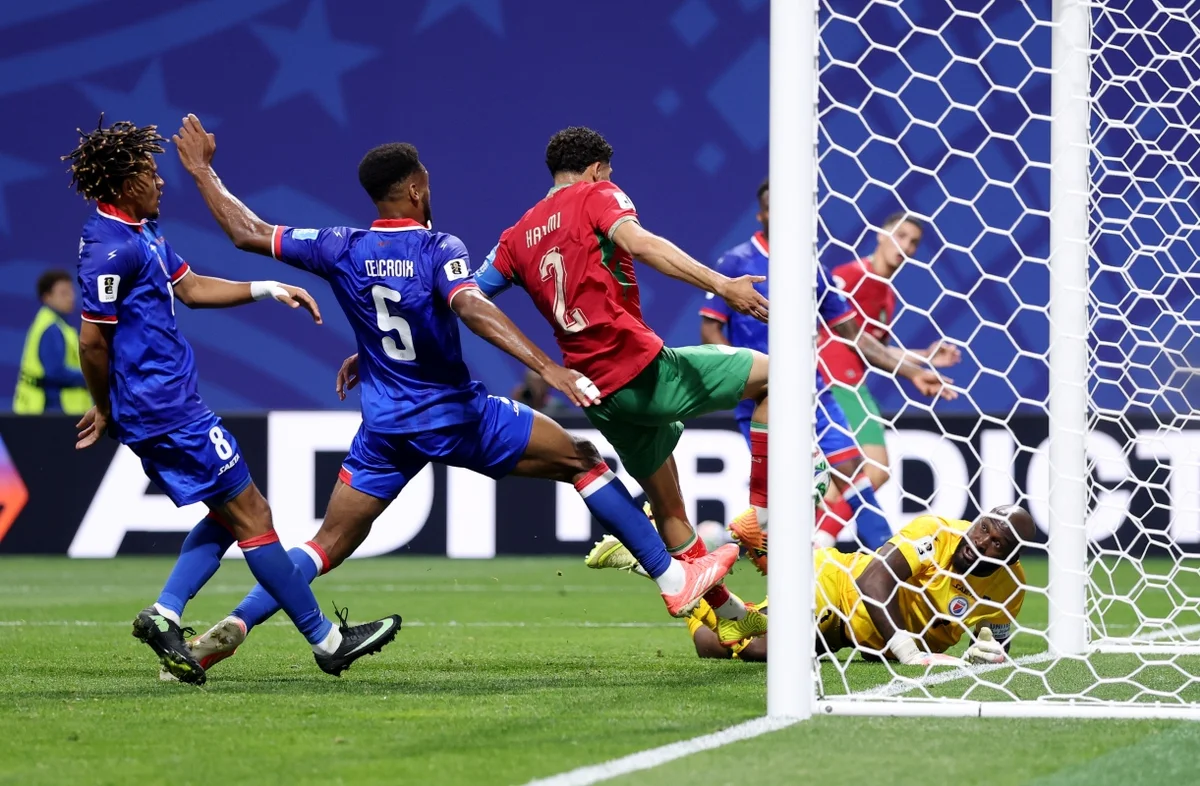 Hakimi marca gol de Marrocos contra o Haiti Hakimi marca gol de Marrocos contra o Haiti