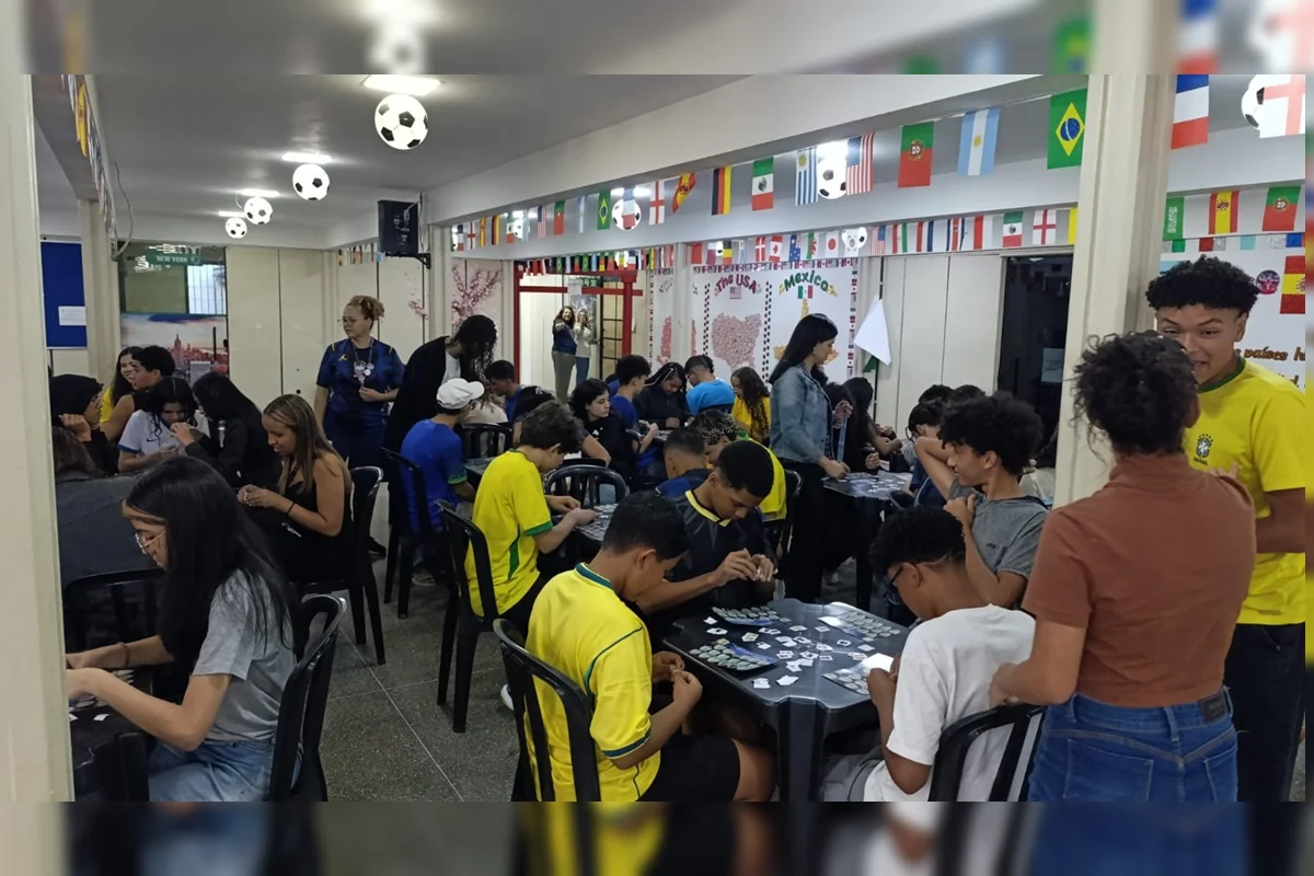 O festival é um projeto antigo e marcante no CILC. De acordo com a diretora, que já foi aluna da instituição, a festa chegou a ficar pausada, mas retornou com força total nos últimos dois anos O festival é um projeto antigo e marcante no CILC. De acordo com a diretora, que já foi aluna da instituição, a festa chegou a ficar pausada, mas retornou com força total nos últimos dois anos