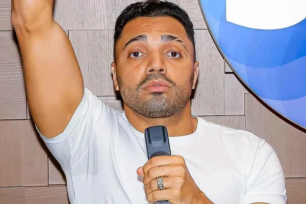 Tirullipa é processado após filmar funcionário em cruzeiro de Safadão