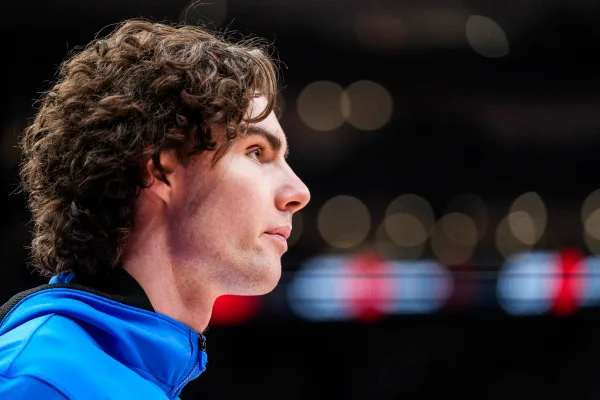 Conheça Josh Giddey, jovem australiano que quebrou recorde na NBA